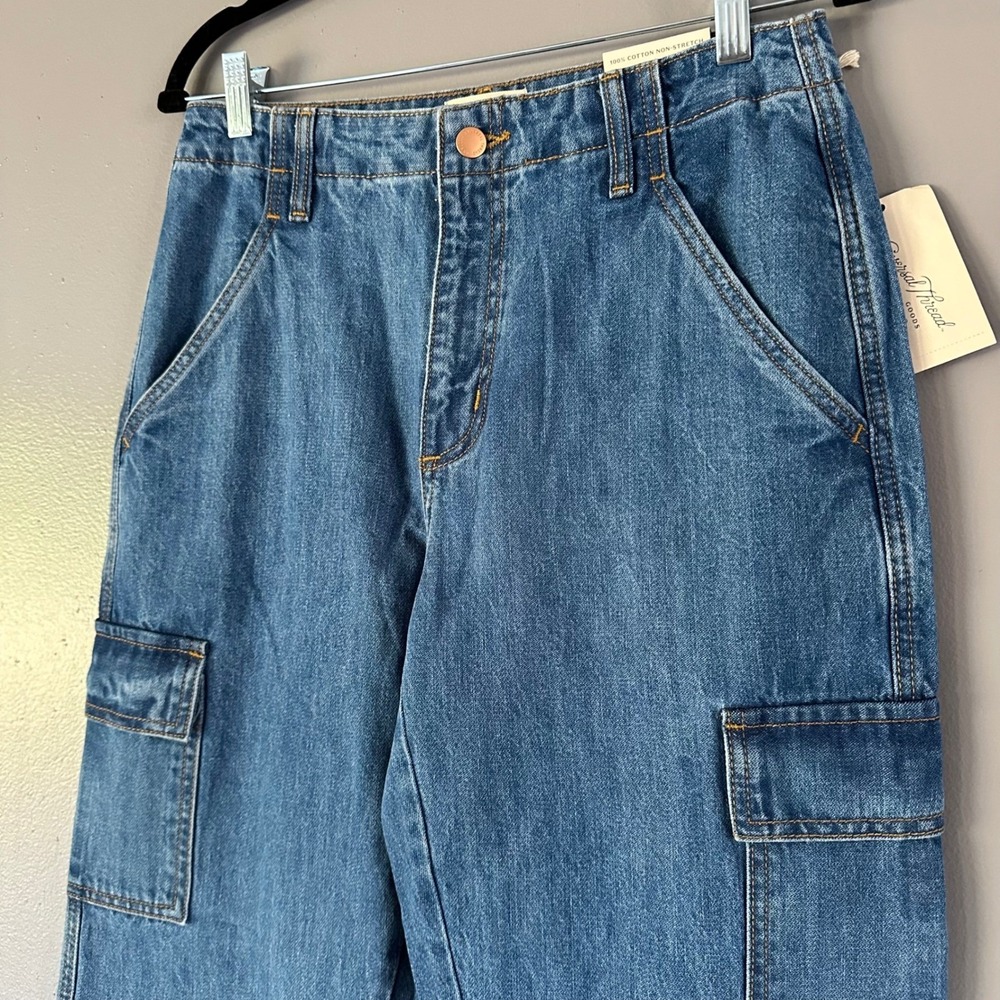 Universal Threads Loose‎ Fit Cargo Boyfriend Jeans Medium Wash 6R NWT - Picture 5 of 8